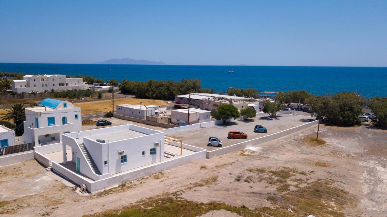 Dona Beach Resort Perissa  Exterior photo