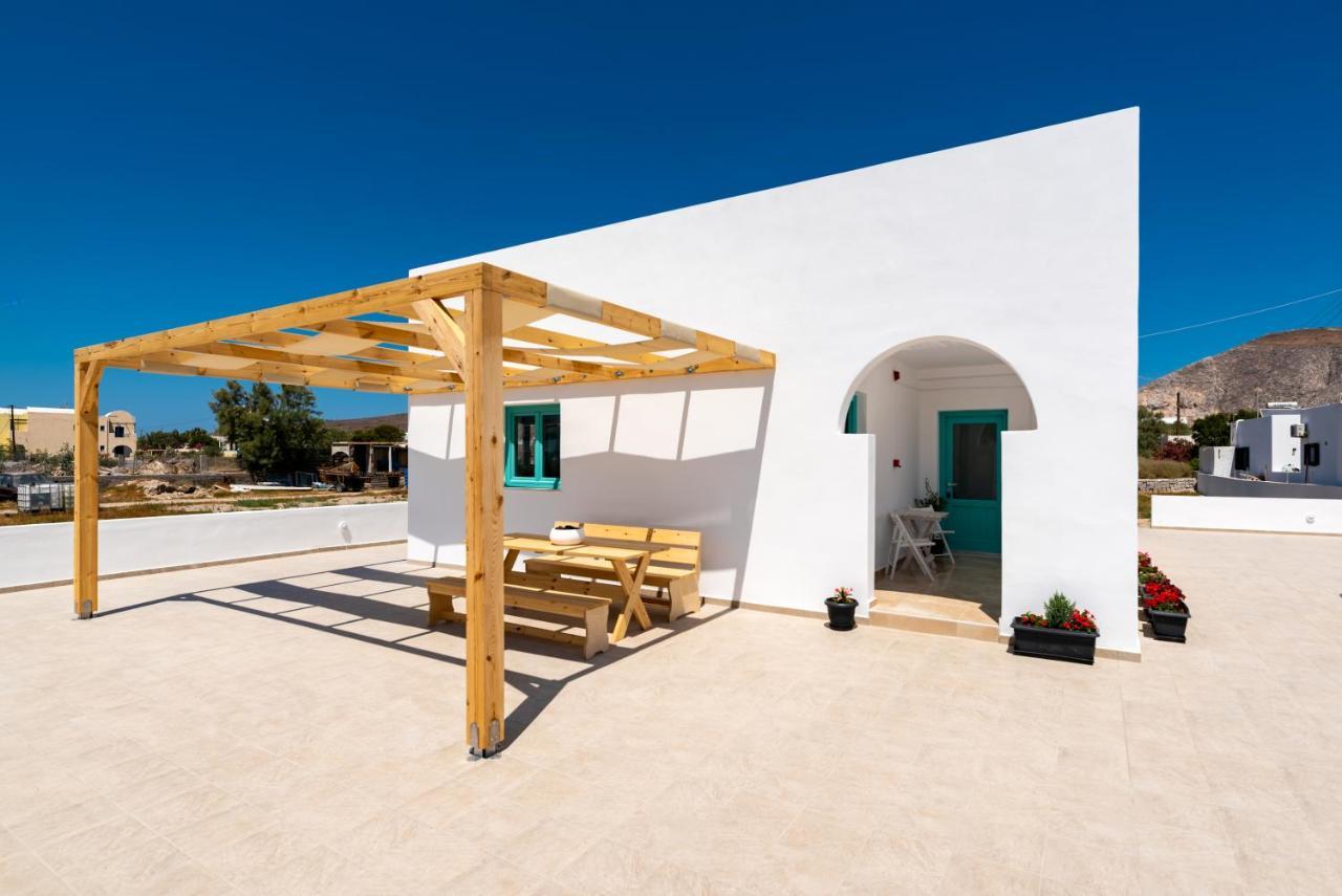 Dona Beach Resort Perissa  Exterior photo